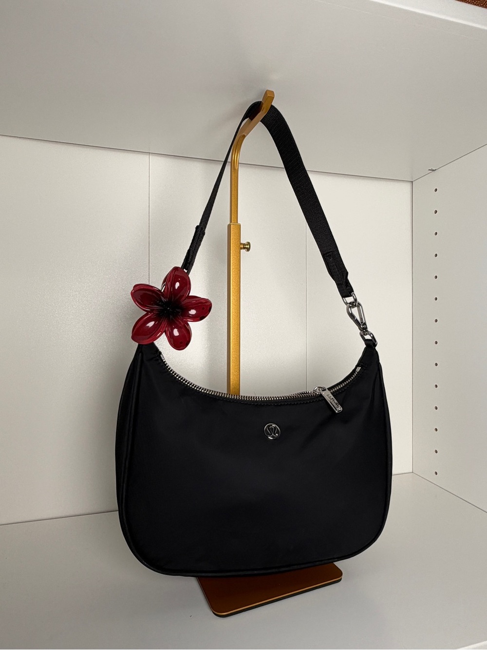 Lululemon Black Shoulder Bag